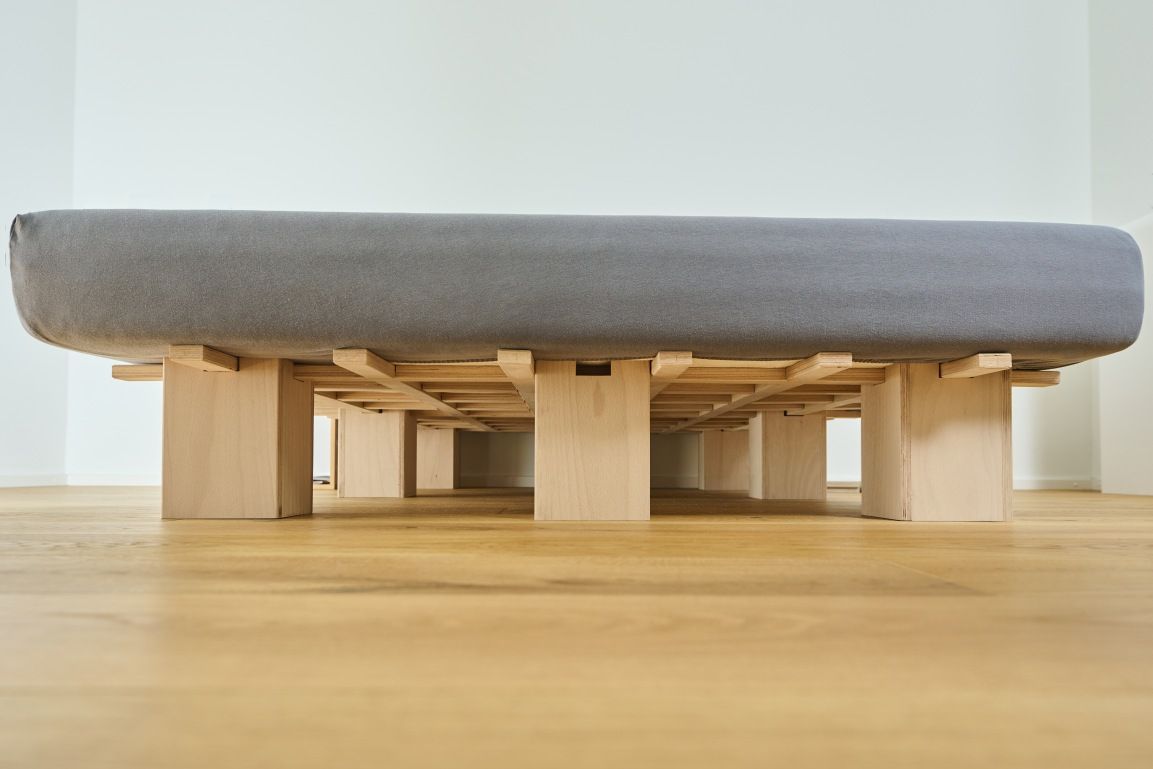 Système Lit Tojo avec table de nuit Cube offert !