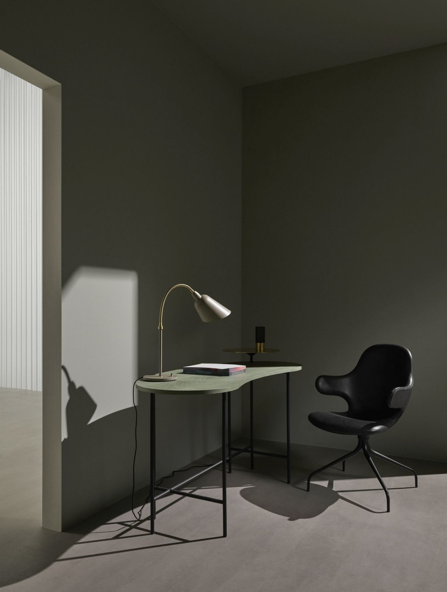 Palette JH9 Secrétaire / Bureau AndTradition 