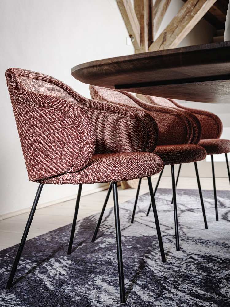 Ona 2020 Curved Armchair Chaise Freifrau Manufaktur