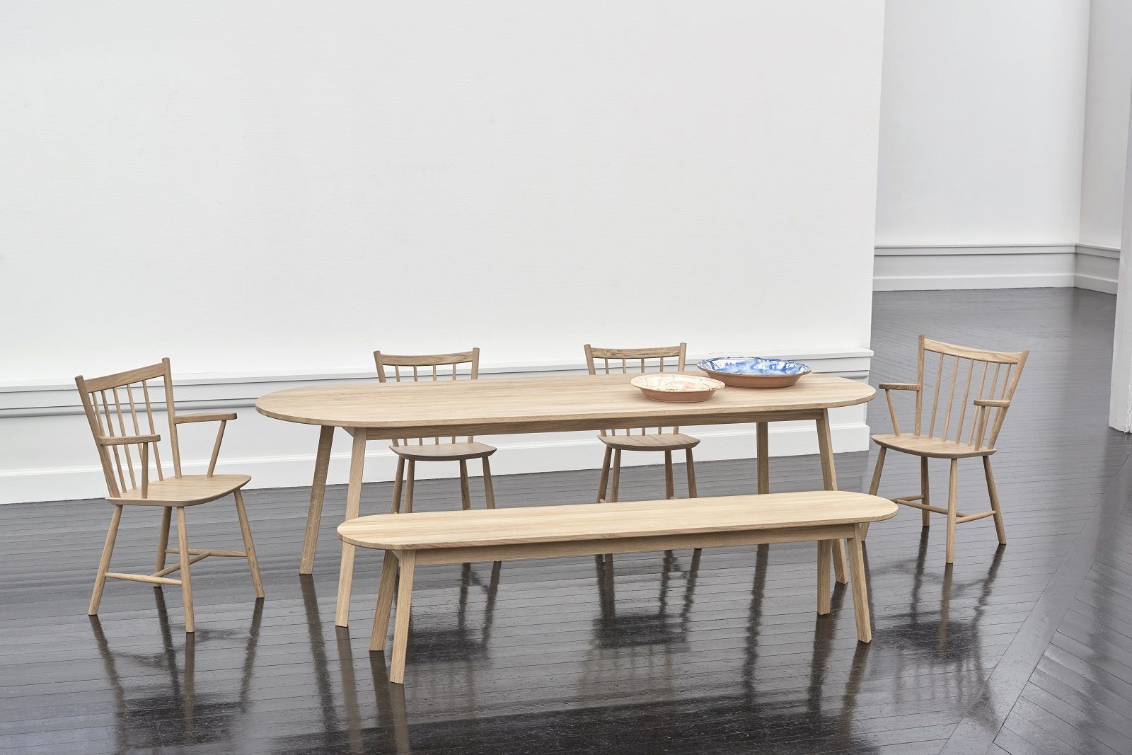 Triangle Leg Table Table à manger Hay Triangle Leg Table Table à manger Hay