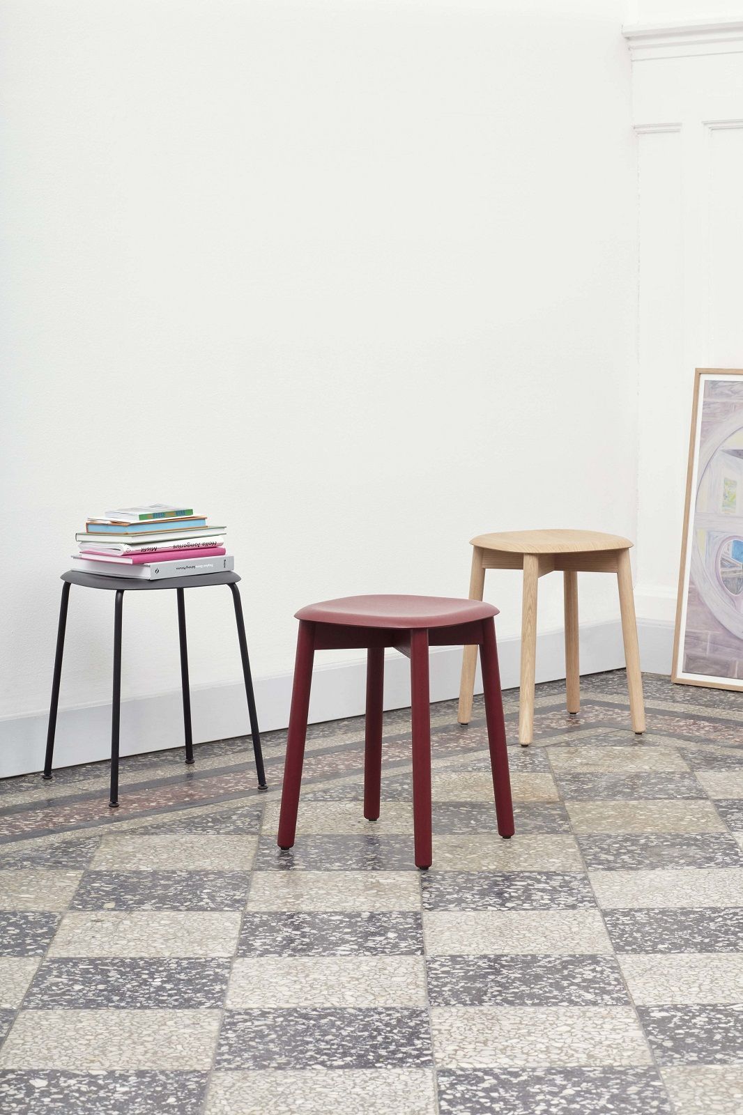 Soft Edge 72 Stool Tabouret Hay
