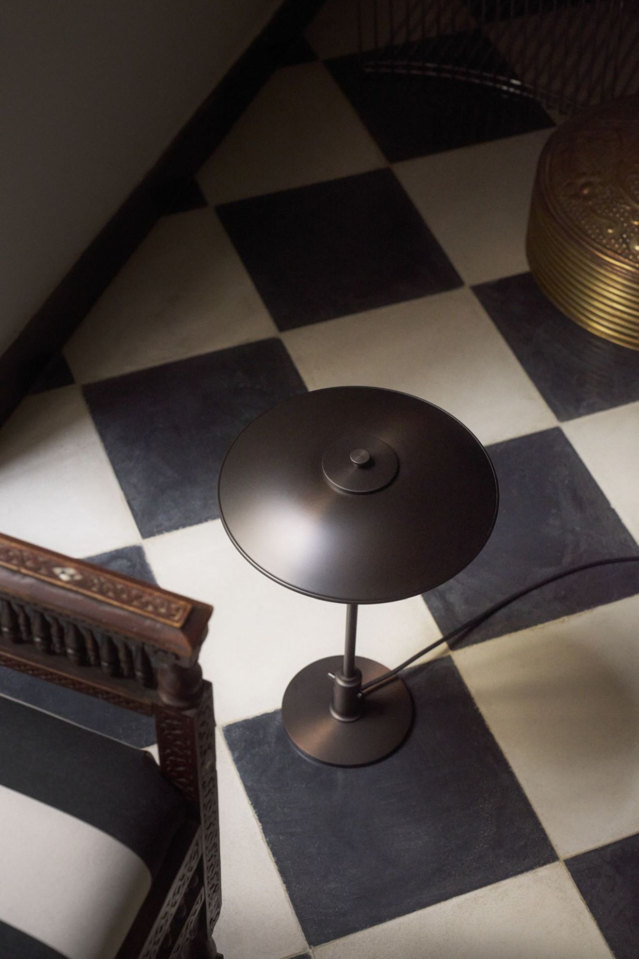 PH 3/2 Aged Brass Opal Lampe de table Louis Poulsen