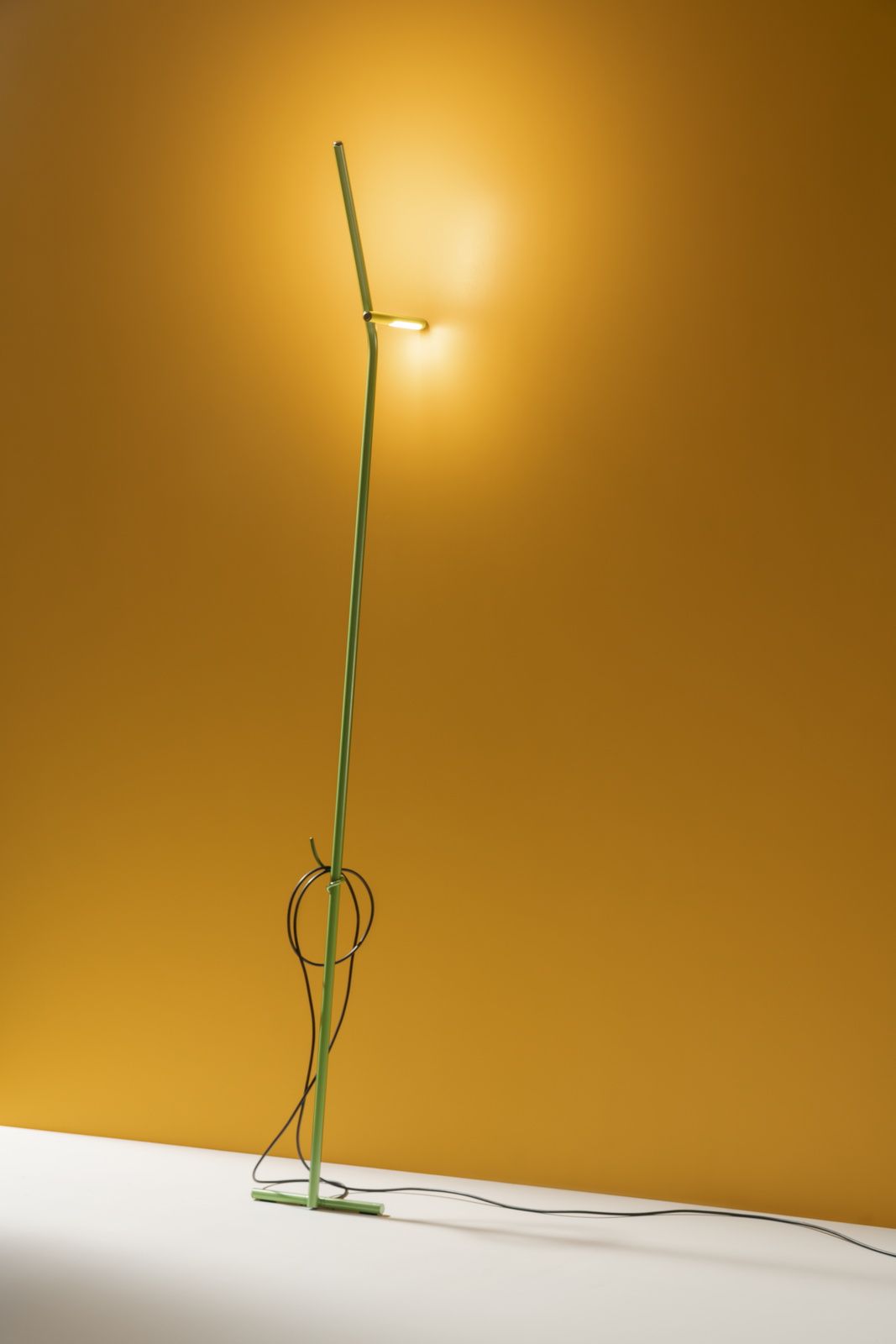 Gru Lampadaire noir Martinelli Luce