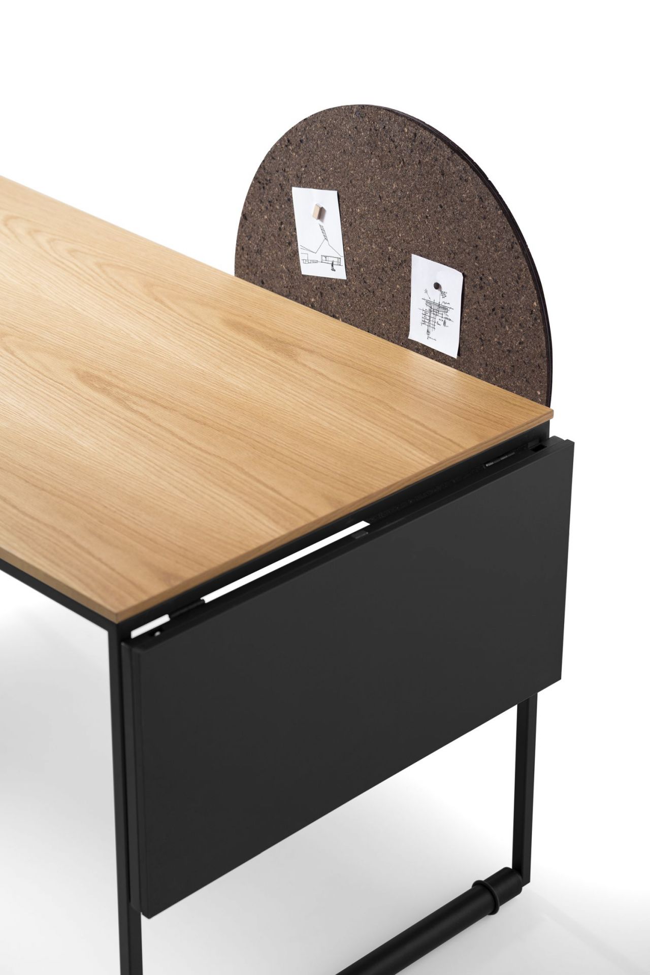 Macis Bureau avec tiroir, rallonges et tableau d'affichage Chêne Opinion Ciatti