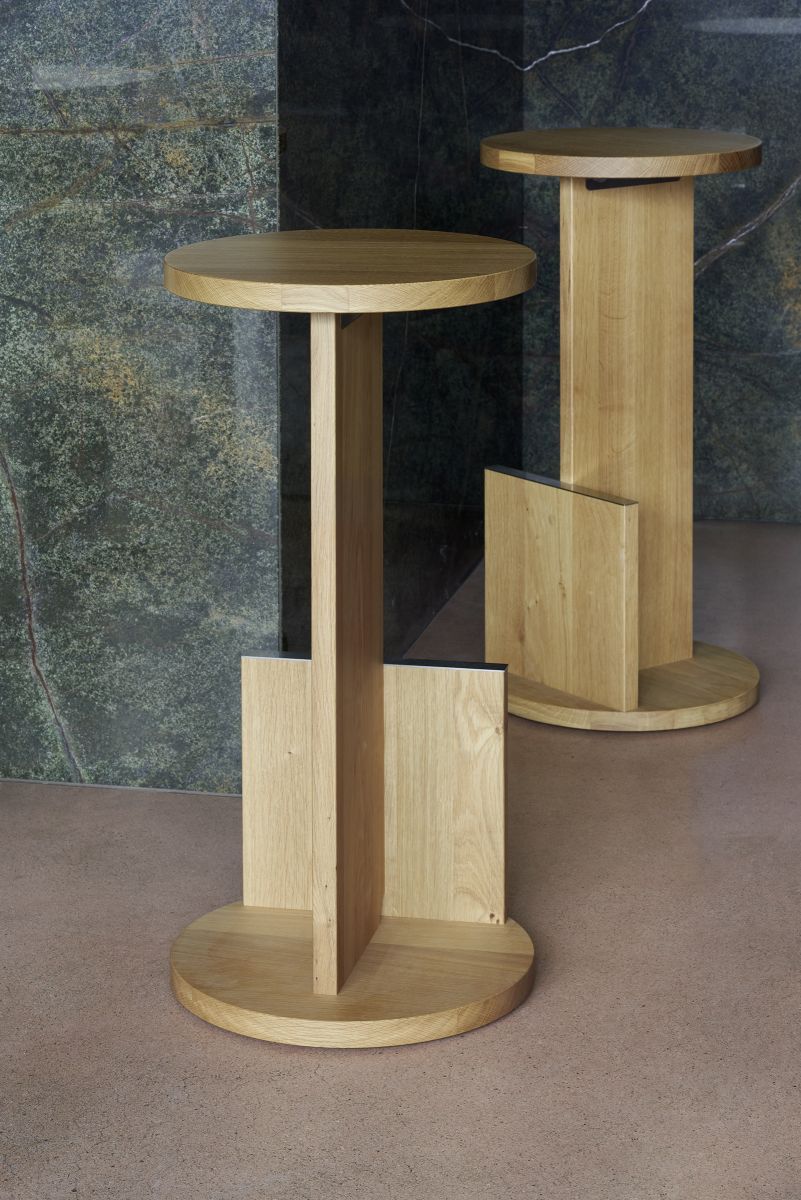 DT01 Tank Tabouret e15 