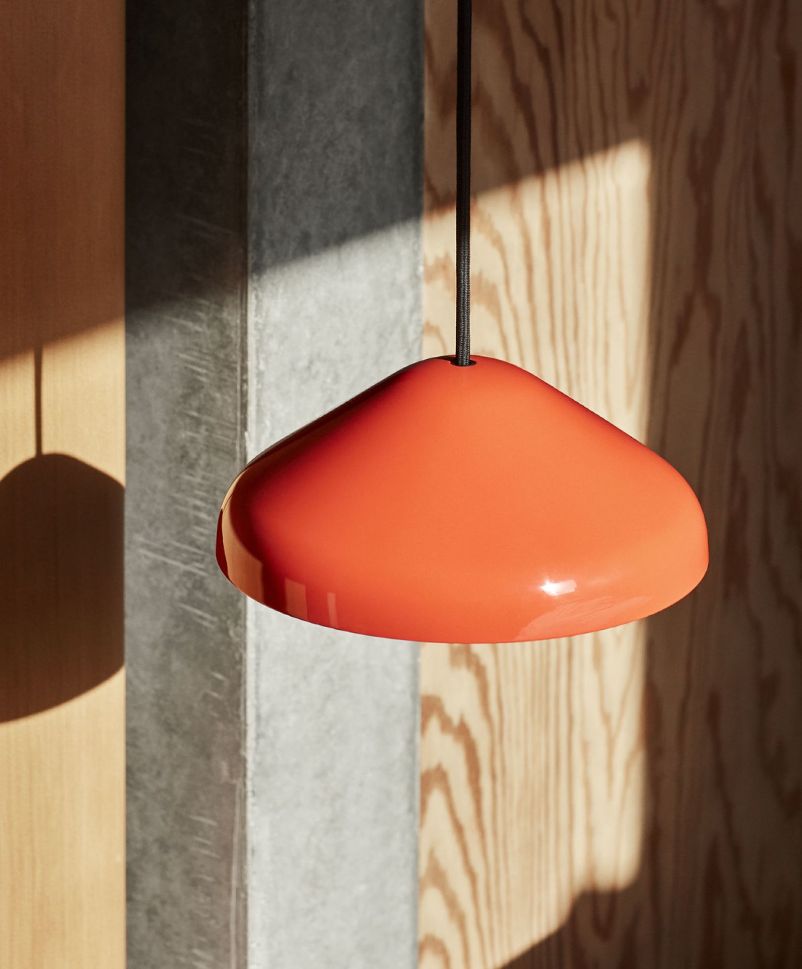 Pao Steel Pendant 230 luminaire suspendu Hay