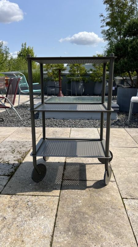 Flow Trolley Chariot de service TAUPE Muuto Pièce d'exposition