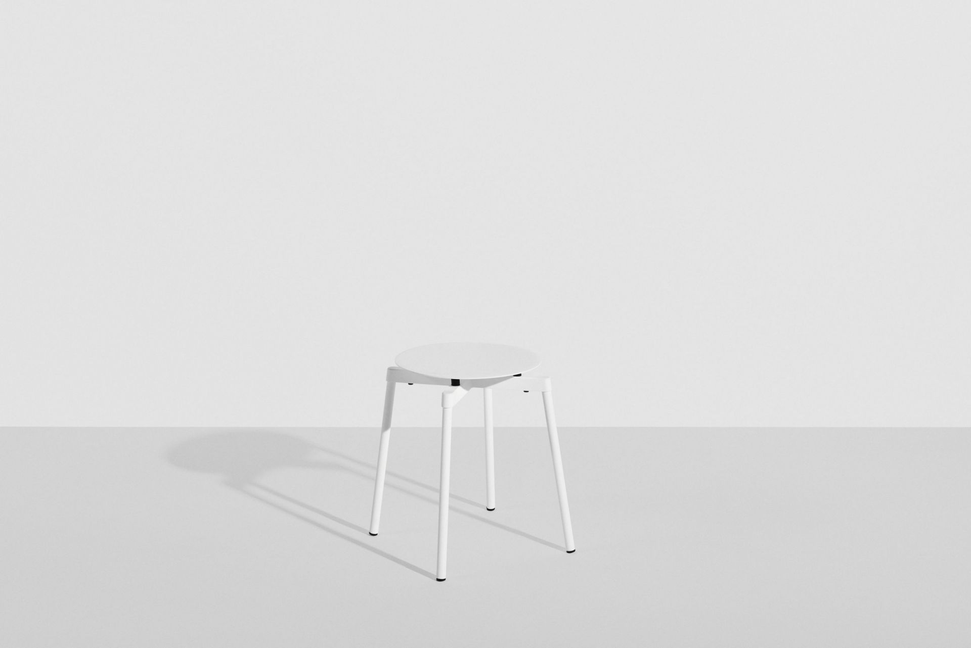 Fromme Stool Tabouret Petite Friture Blanc Fromme Stool Tabouret Petite Friture Blanc