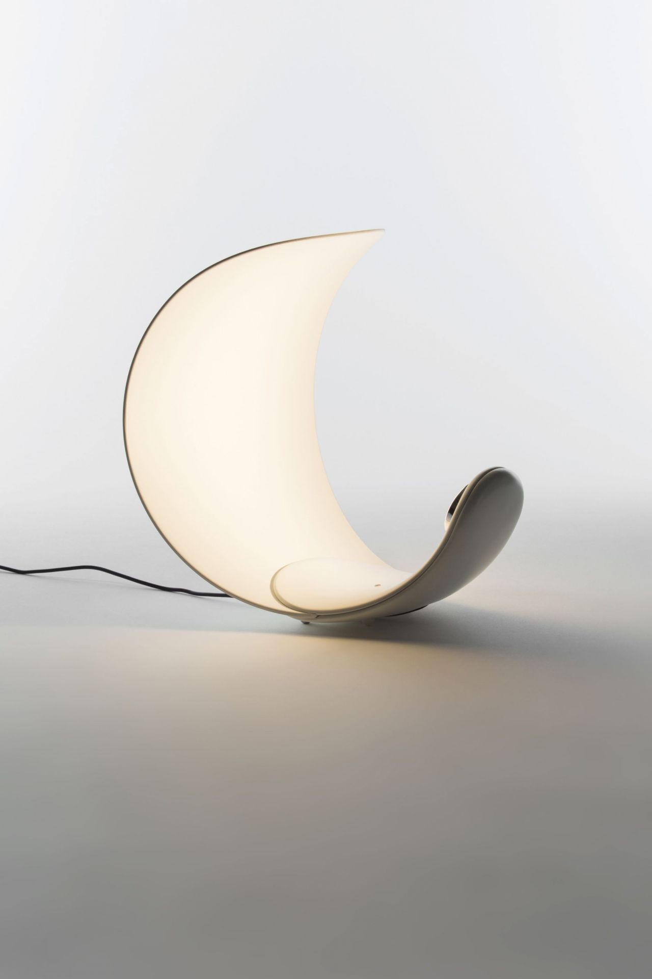 D76 Curl lampe de table Luceplan