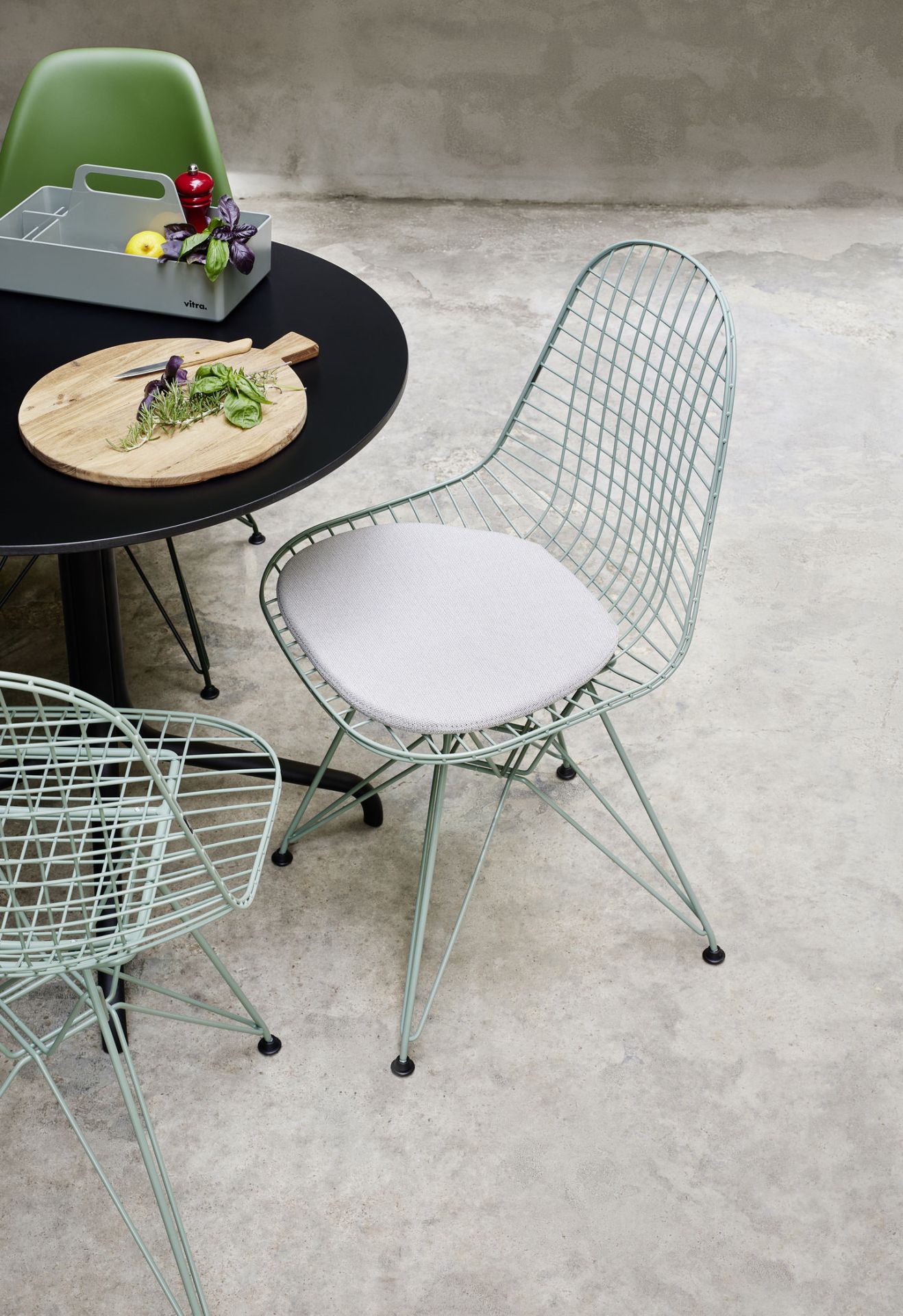 DKR-5 Wire Chair Chaise avec coussins Vitra