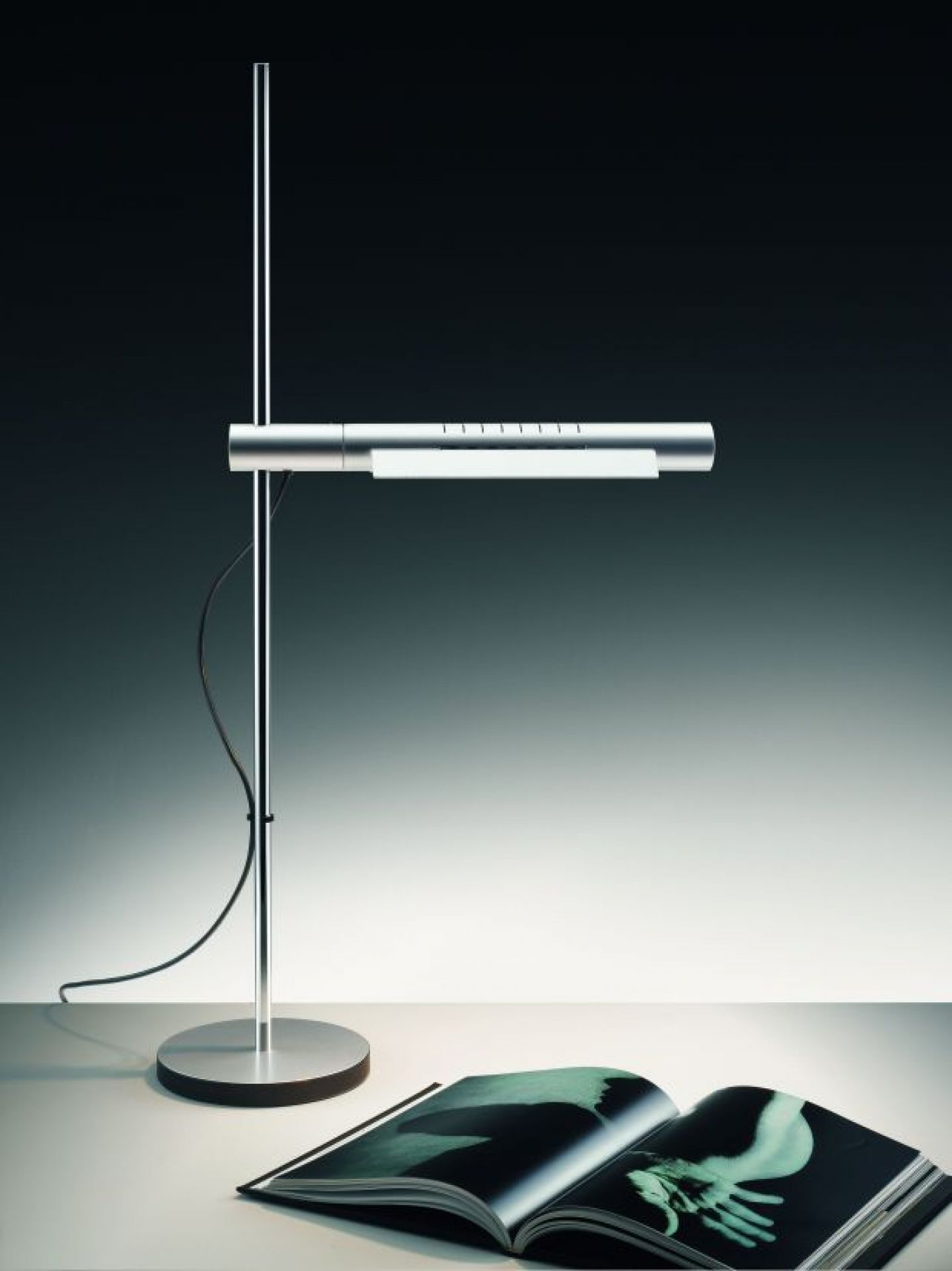 HALO LED T Lampe de Table Baltensweiler