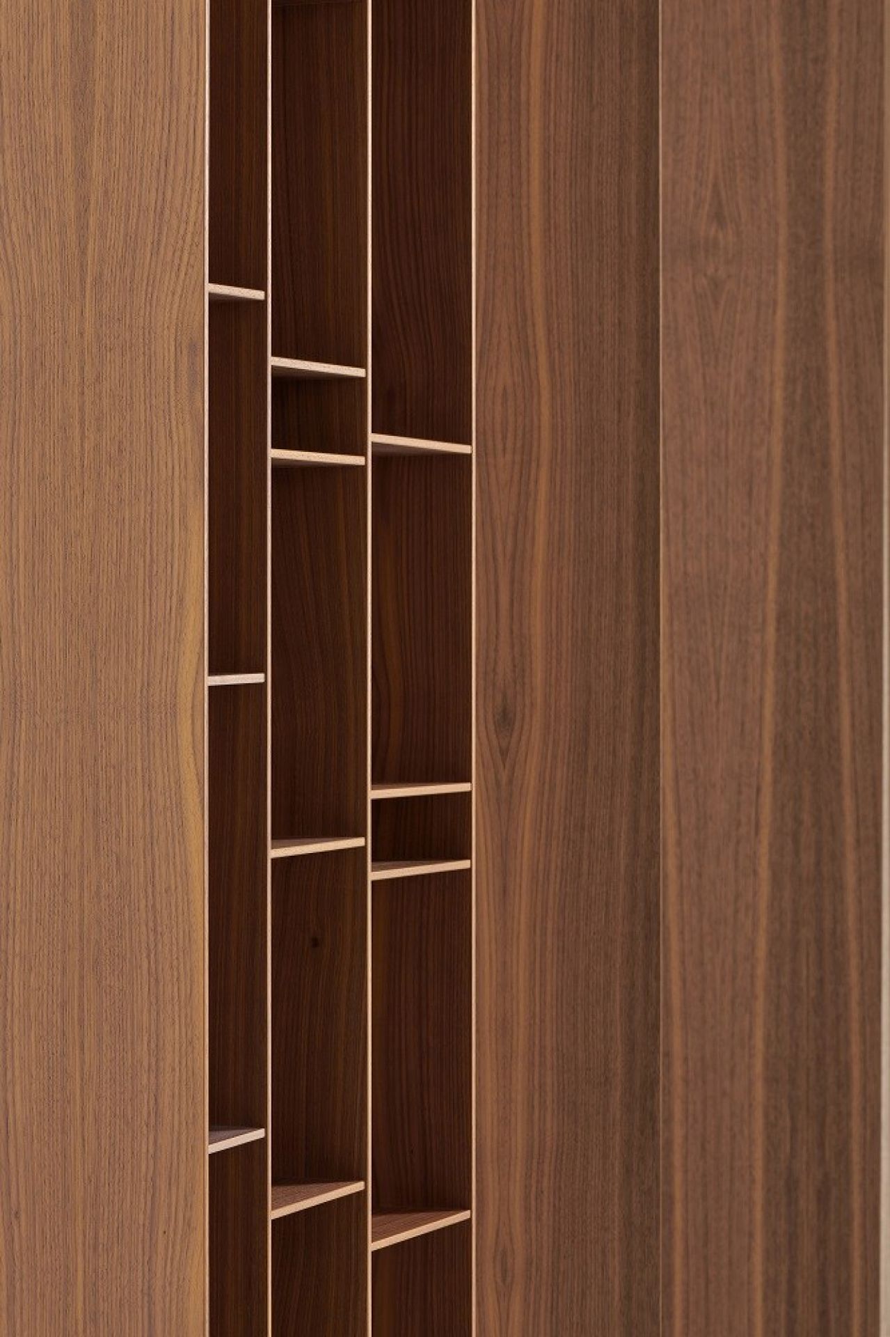 Random Wood Bookcase Bibliothèque 3C MDF Italia