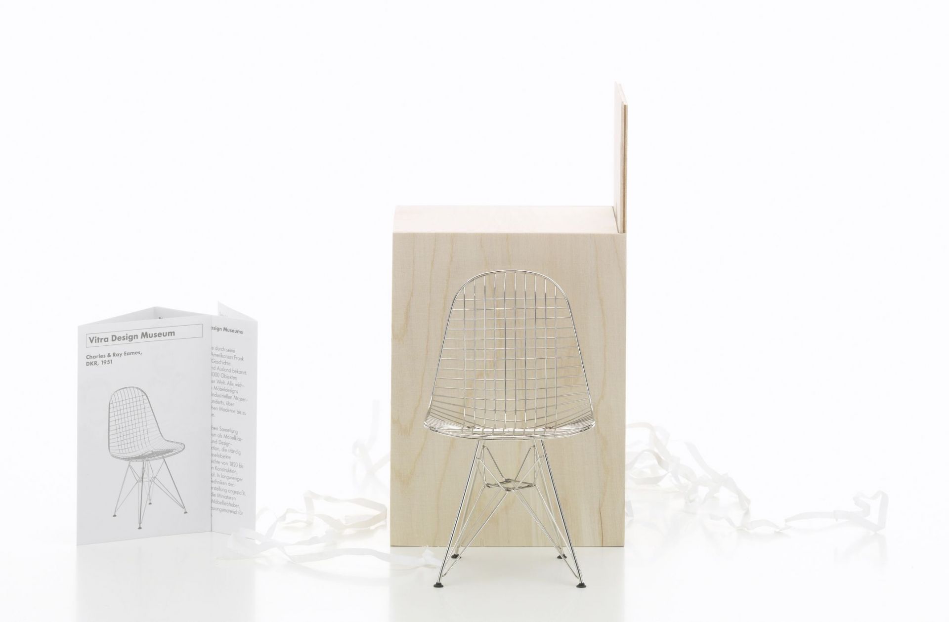 DKR Wire Chair - MINIATURE - Vitra