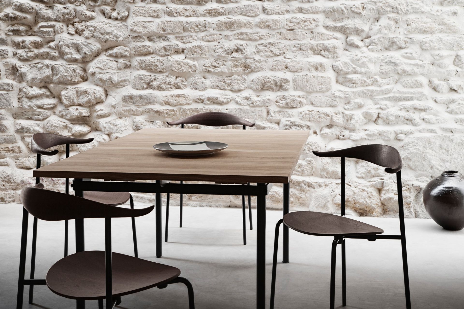 CH88T Chaise cadre acier noir Carl Hansen &amp; Søn hêtre savonné