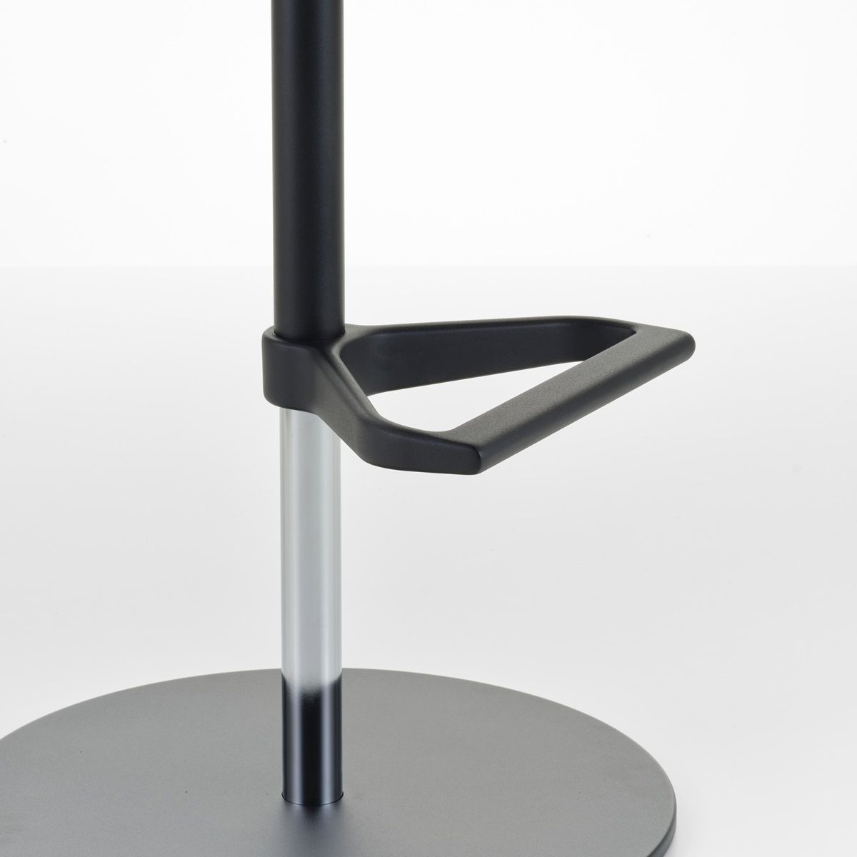 Mikado Side Chair High Chaise /  Tabouret de bar Vitra