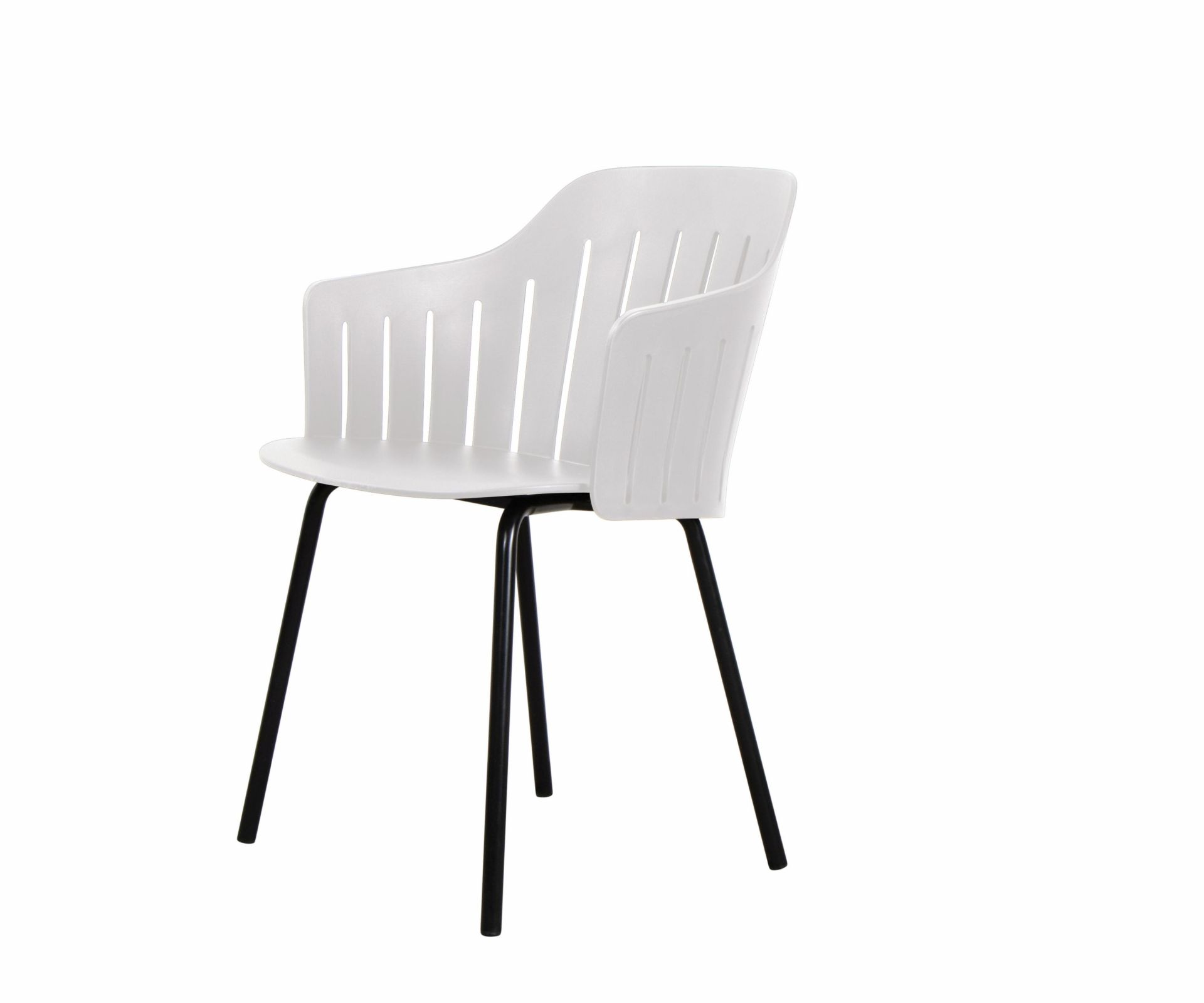 Weißer Cane-Line Choice Outdoor Stuhl mit Stahlgestell und vier Beinen, modernes Design.