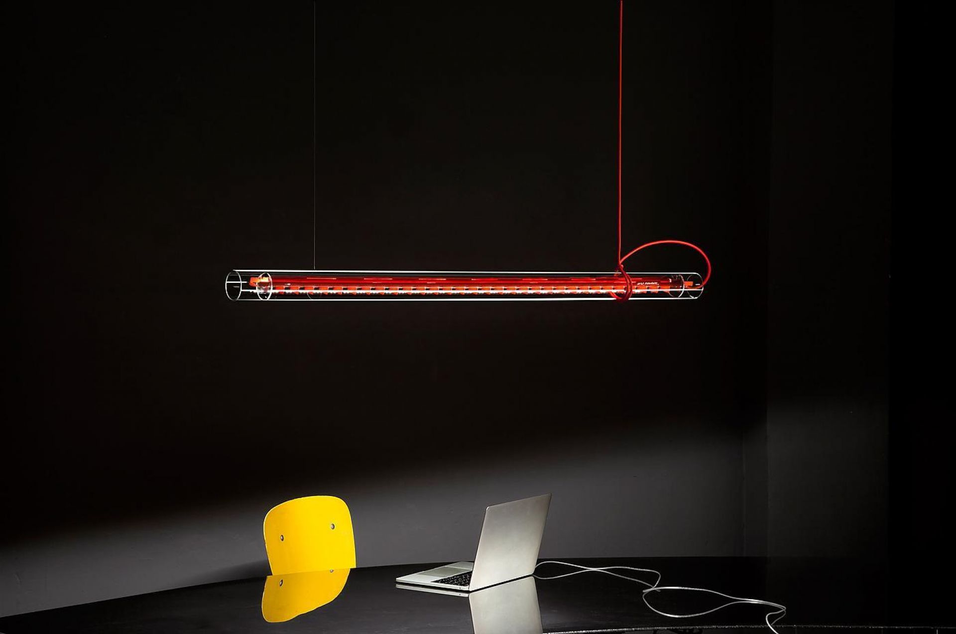 Tubular LED Lampe à suspension Ingo Maurer câble bleu