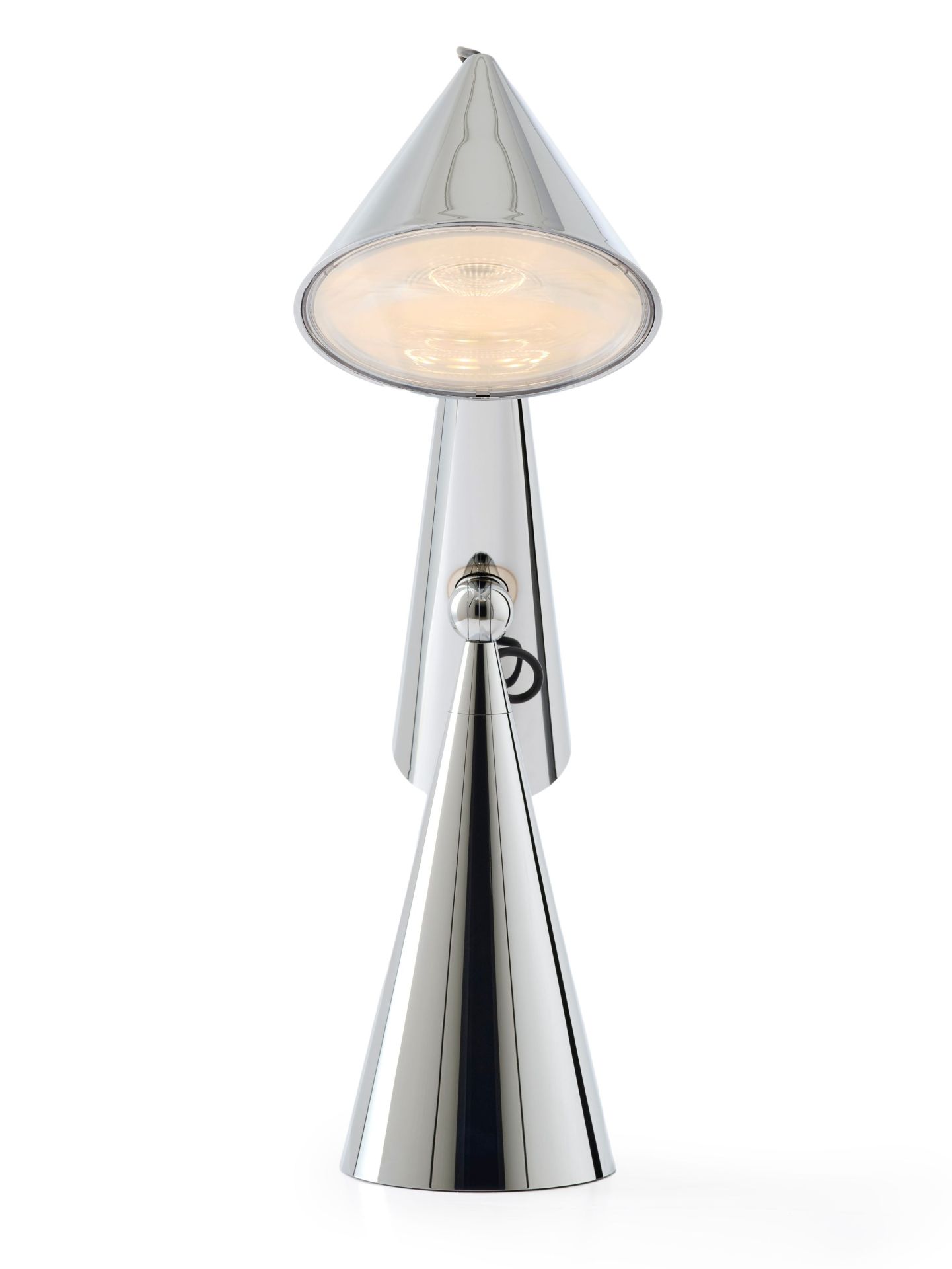 Silberne Pose Task Light LED Tischleuchte von Tom Dixon, Kegelform, modernes Design.