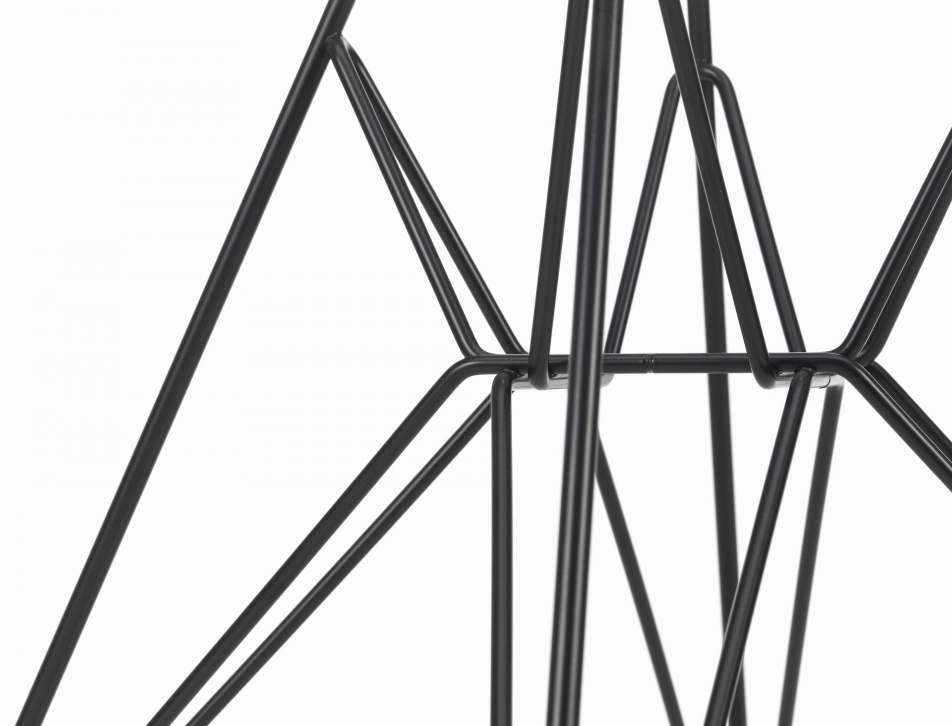 Eames Plastic Side Chair DSR Stuhl Vitra-Classic rot-Basic dark Eames Plastic Side Chair DSR Stuhl Vitra-Classic rot-Basic dark