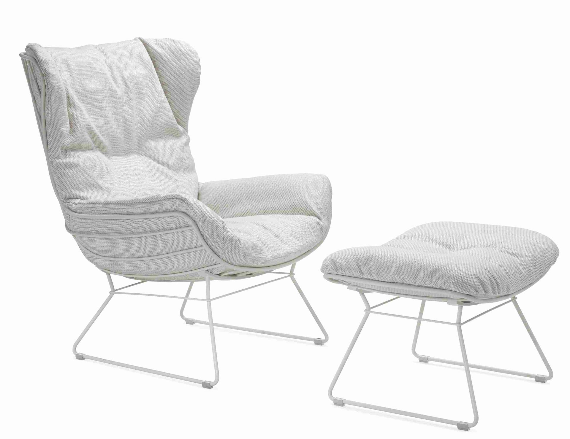 Leyasol Wingback Chair Fauteuil Freifrau Manufaktur