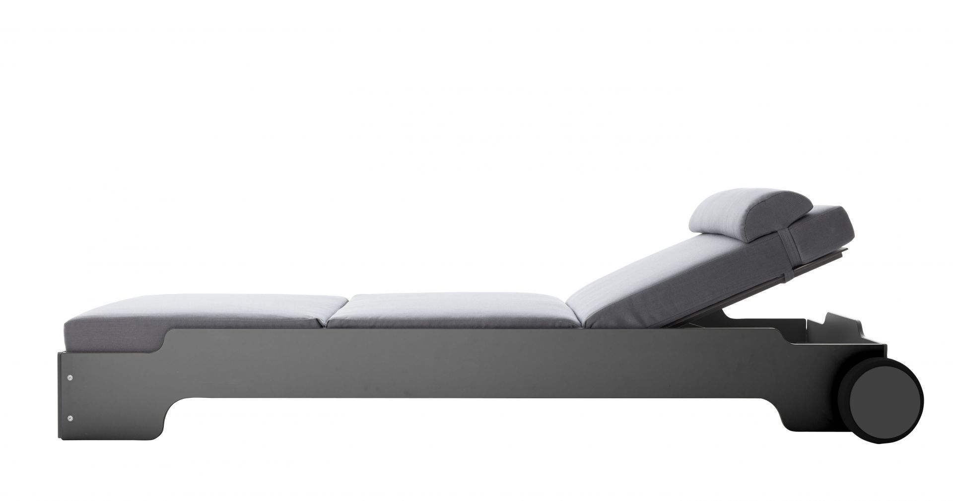 Chaise longue empilable Solara avec roues et coussin Outdoor Müller Möbelwerkstätten