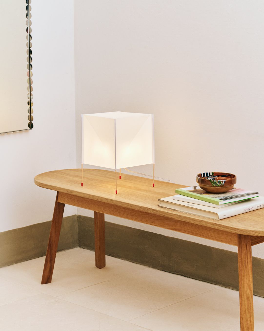 Triangle Leg Bench Banc Hay