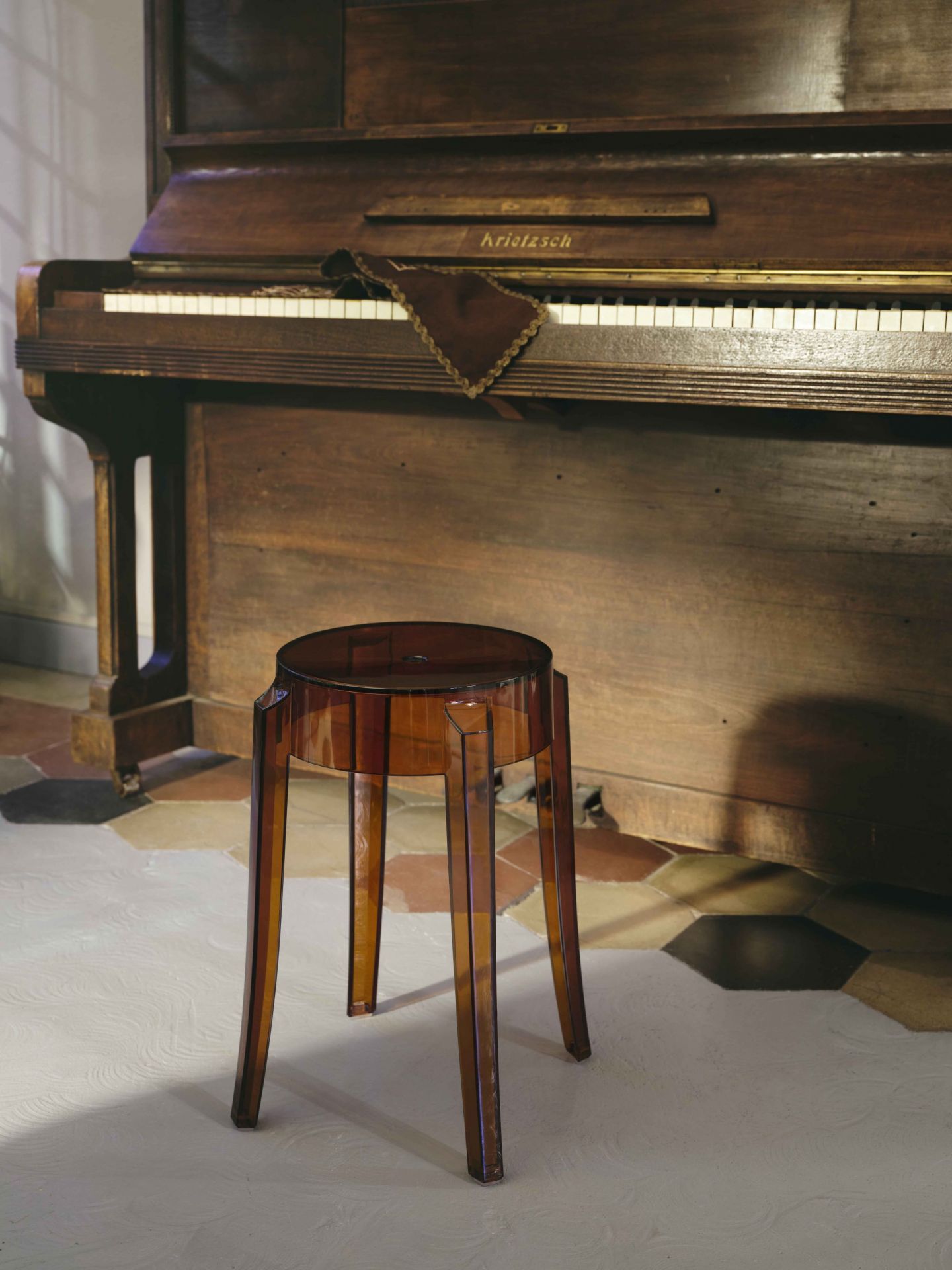 Charles Ghost tabouret set de 2 Kartell