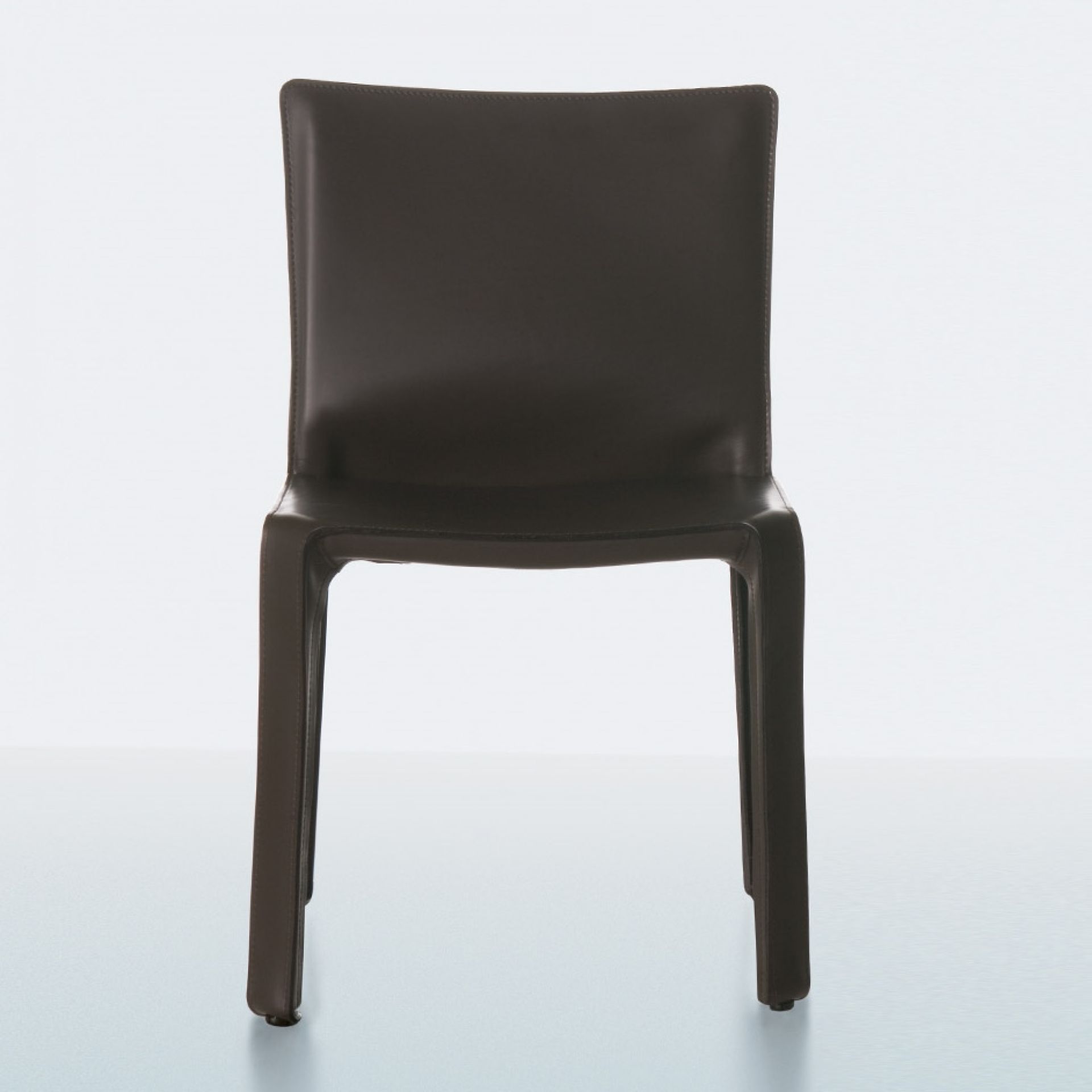 412 Cab Chair Standard Chaise Cassina