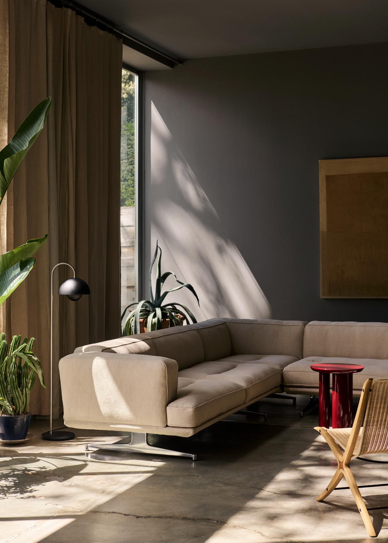 Flowerpot VP12 Floor lamp Lampadaire AndTradition