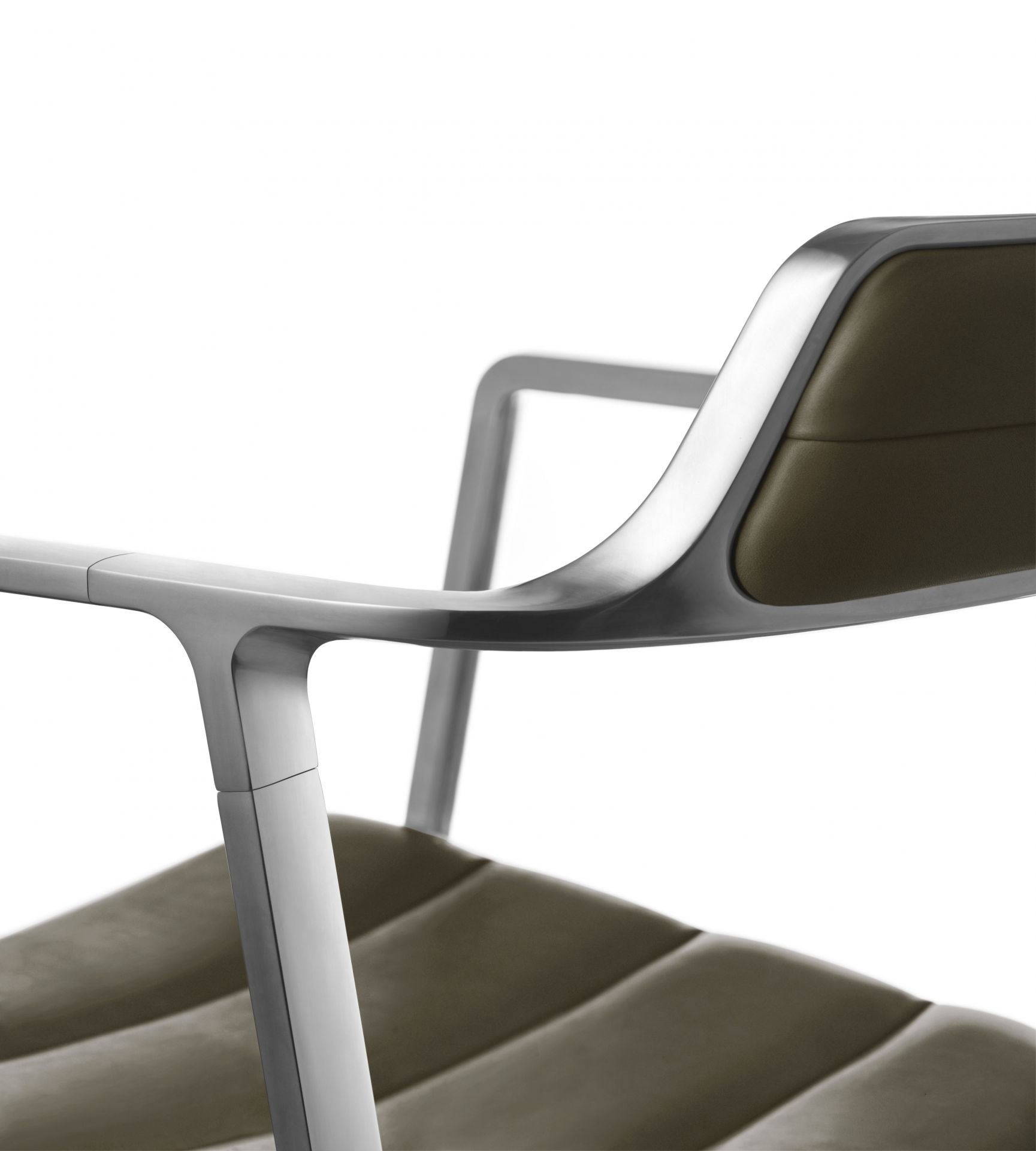 VIPP452 Swivel Chaise avec patins cuir vert Vipp VIPP452 Swivel Chaise avec patins cuir vert Vipp