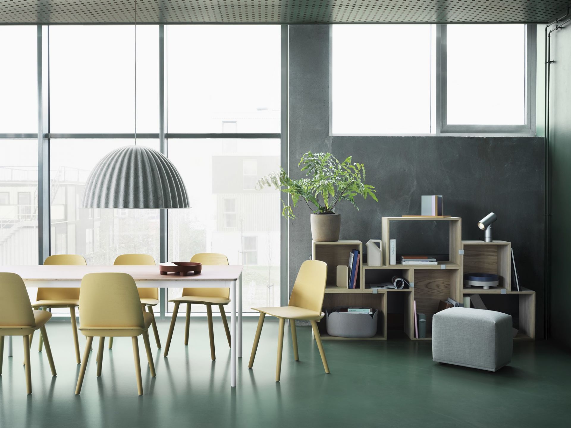 Under The Bell Pendant Lamp 82 Lampe de suspendue Muuto