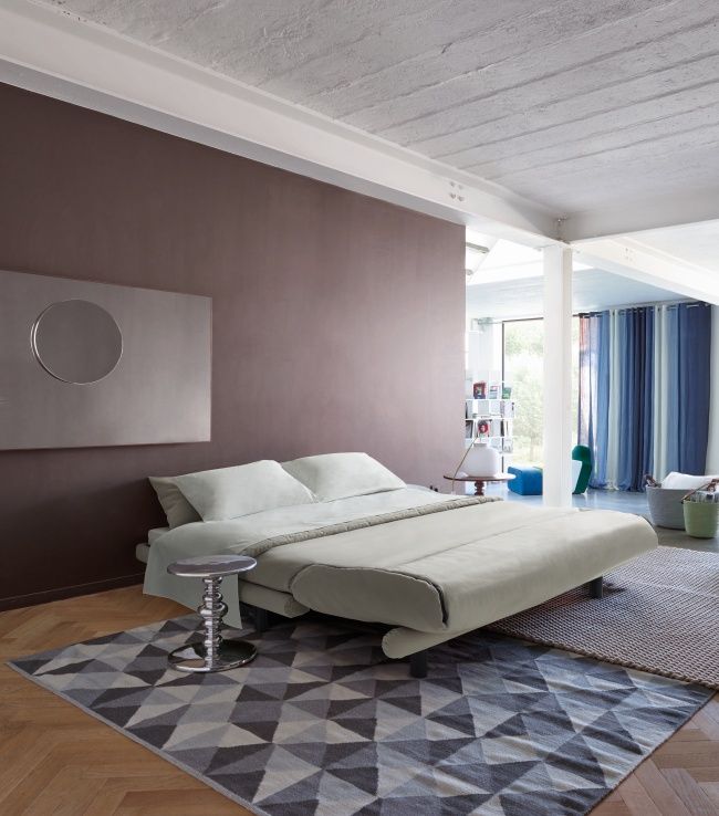 Multy First Canapé-lit 3 places avec coussin compensé ligne roset