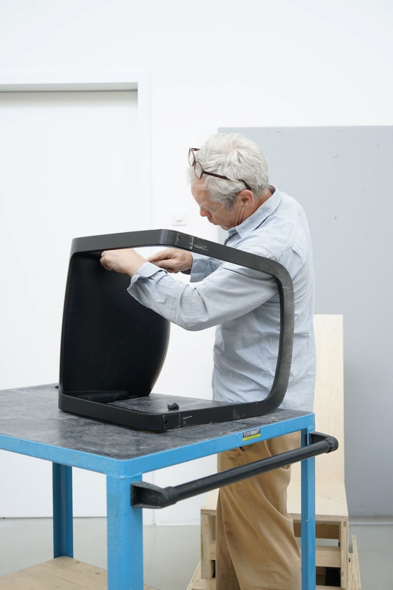 Eco-C Chair Chaise Vitra