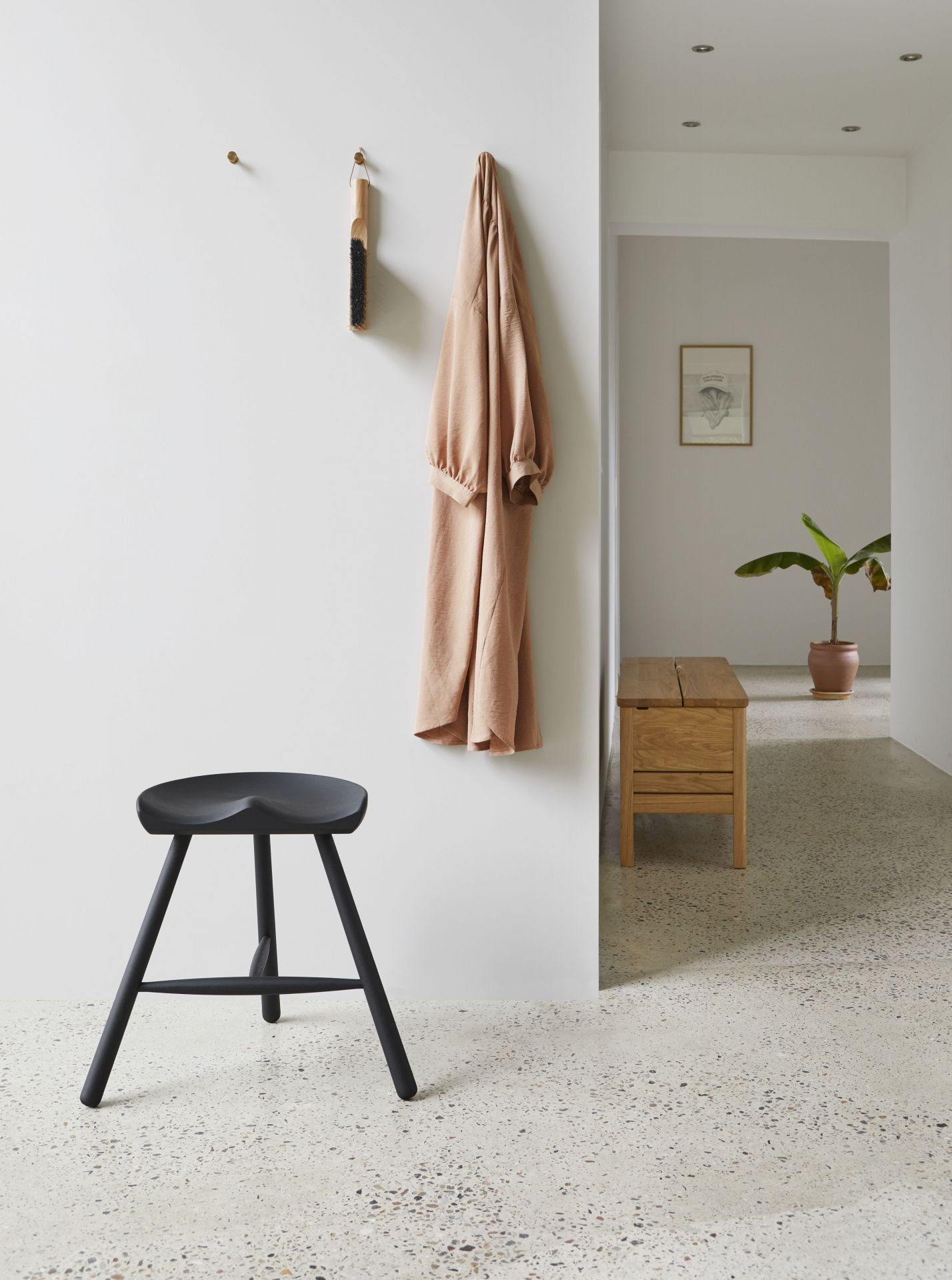 Shoemaker Chair™ No. 49 hêtre teinté noir Form & Refine