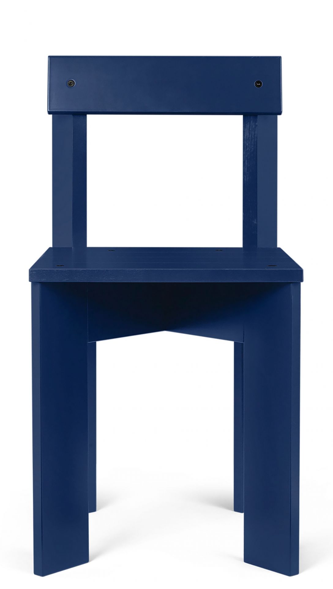 Ark Dining Chair: Blauer Holzstuhl von Ferm Living, minimalistisches Design für Esszimmer und Küche.