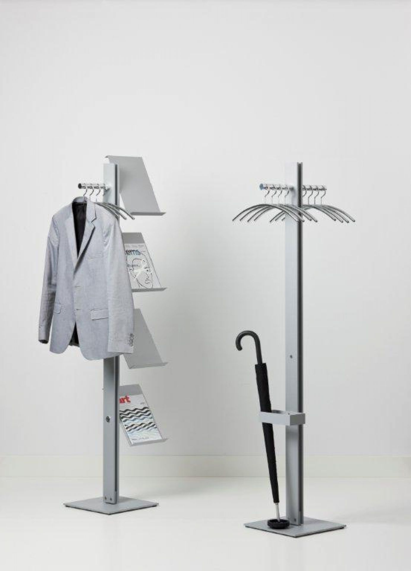 Standfree B porte-mateau avec rangement de brochures
