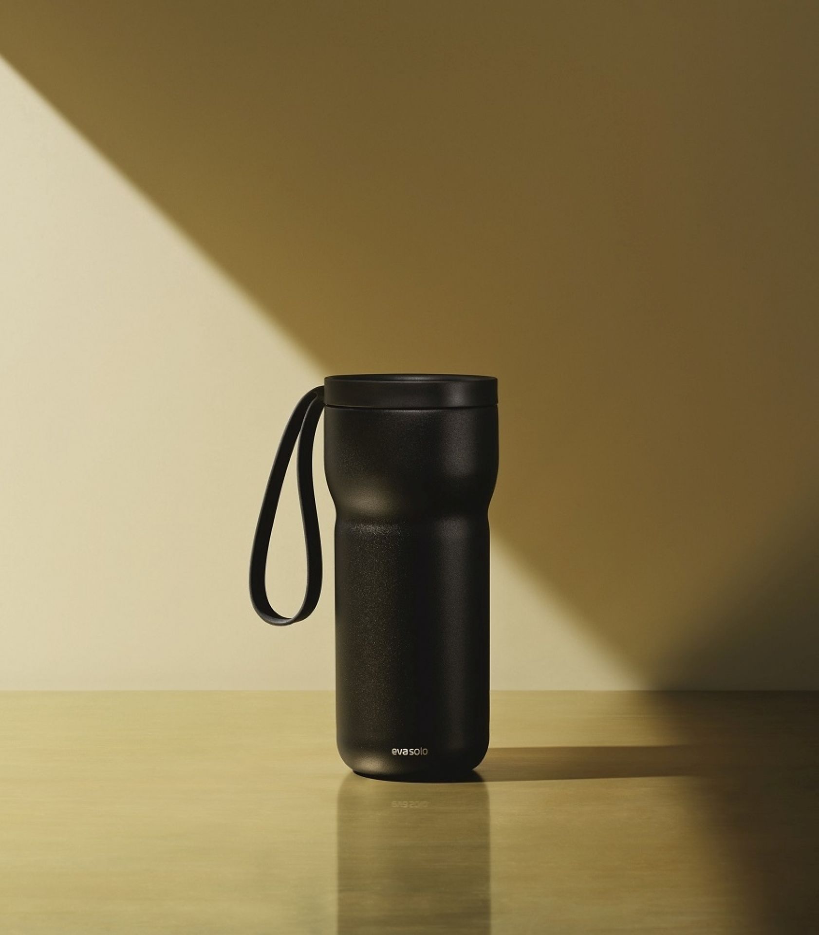 Nordic Kitchen Thermo tea mug Tasse à thé thermo avec filtre Noir Eva Solo OFFRE SPECIALE