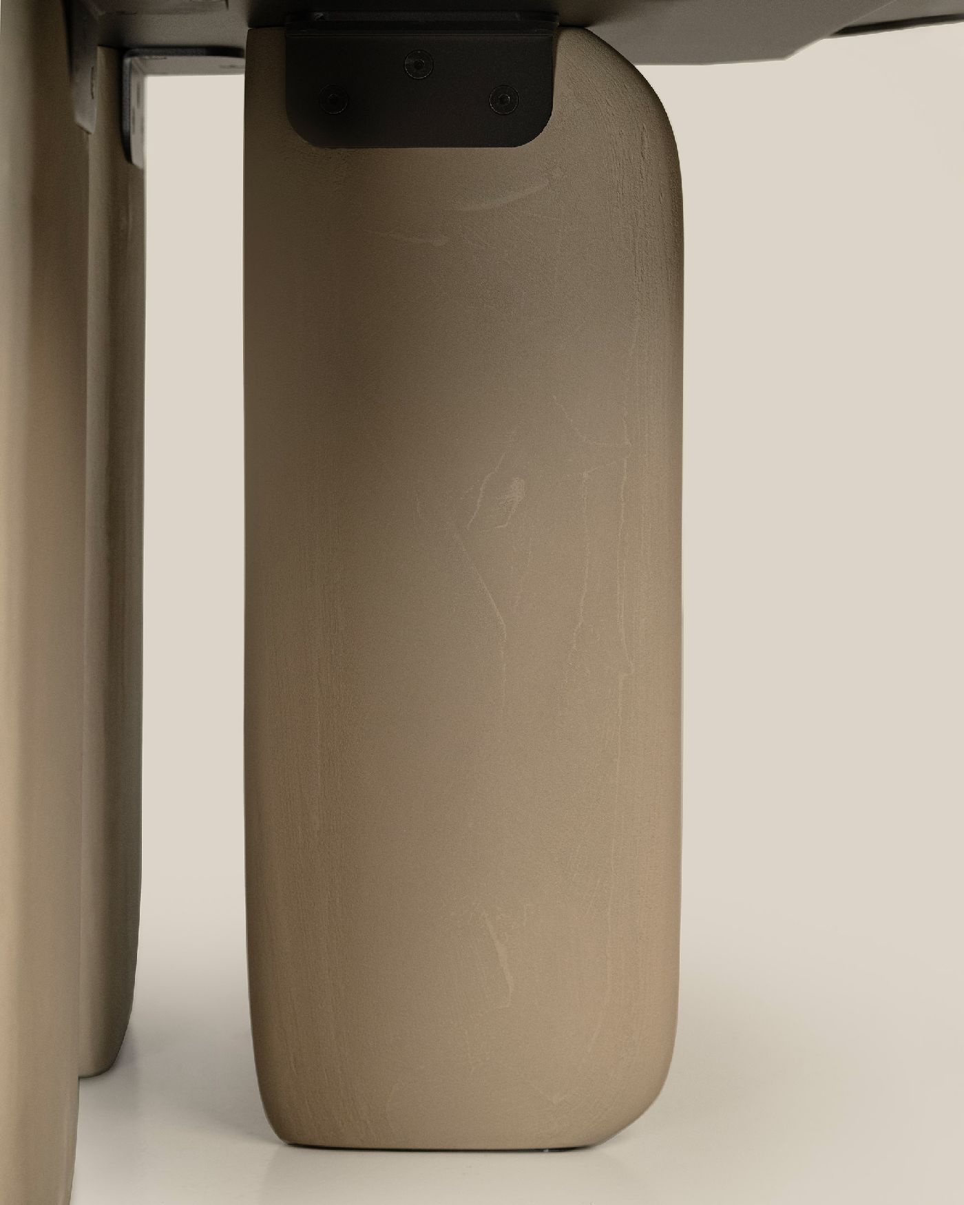 Pala Table (table de salle à manger) Kristalia