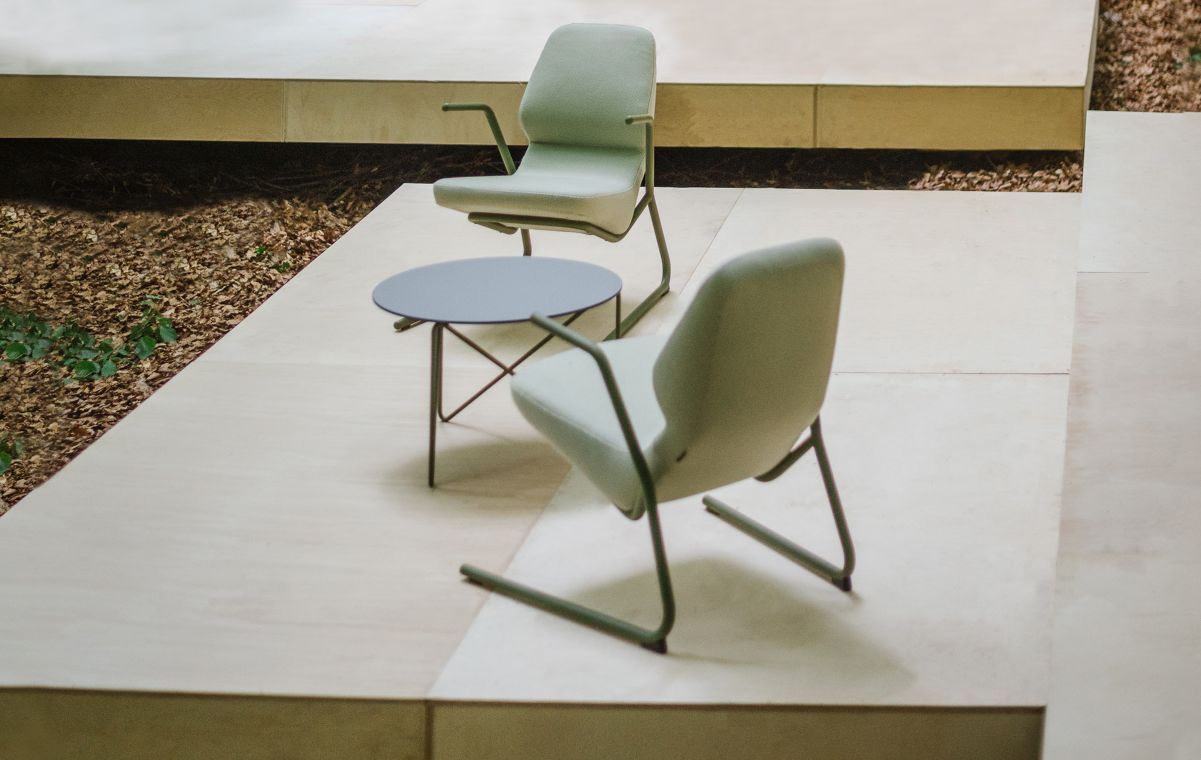 Oblique Indoor / Outdoor Fauteuil Prostoria