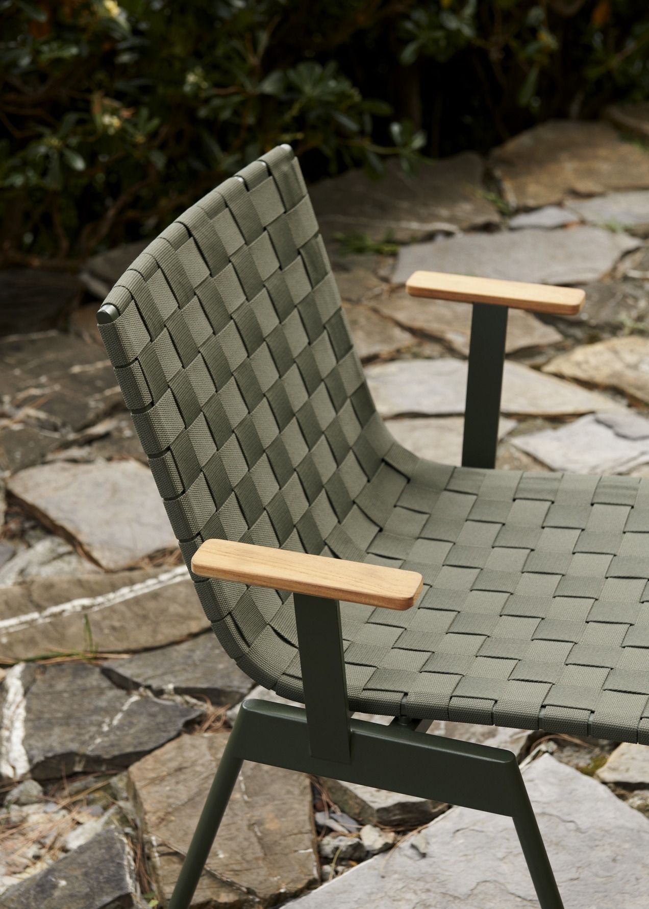 Ville AV34 Outdoor Chair Chaise AndTradition