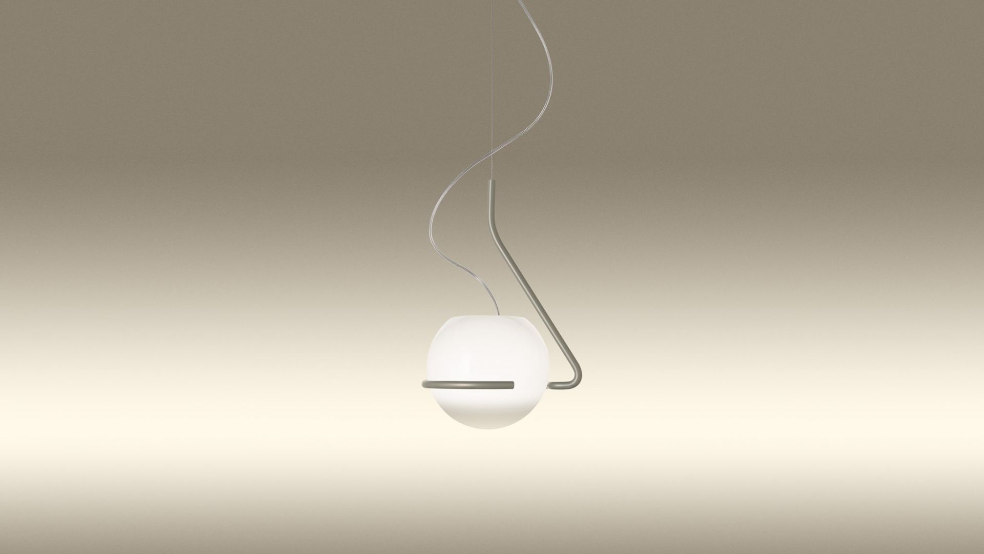 Nahaufnahme der modernen Tonda Pendelleuchte von Foscarini, eine kugelförmige Lampe mit minimalistischem Design.