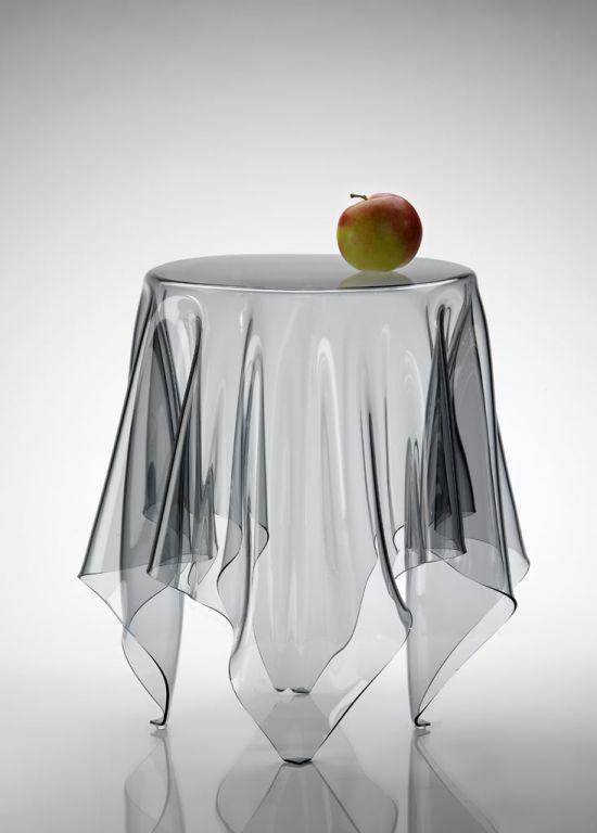 Essey Illusion table d'appoint transparente Klein & More