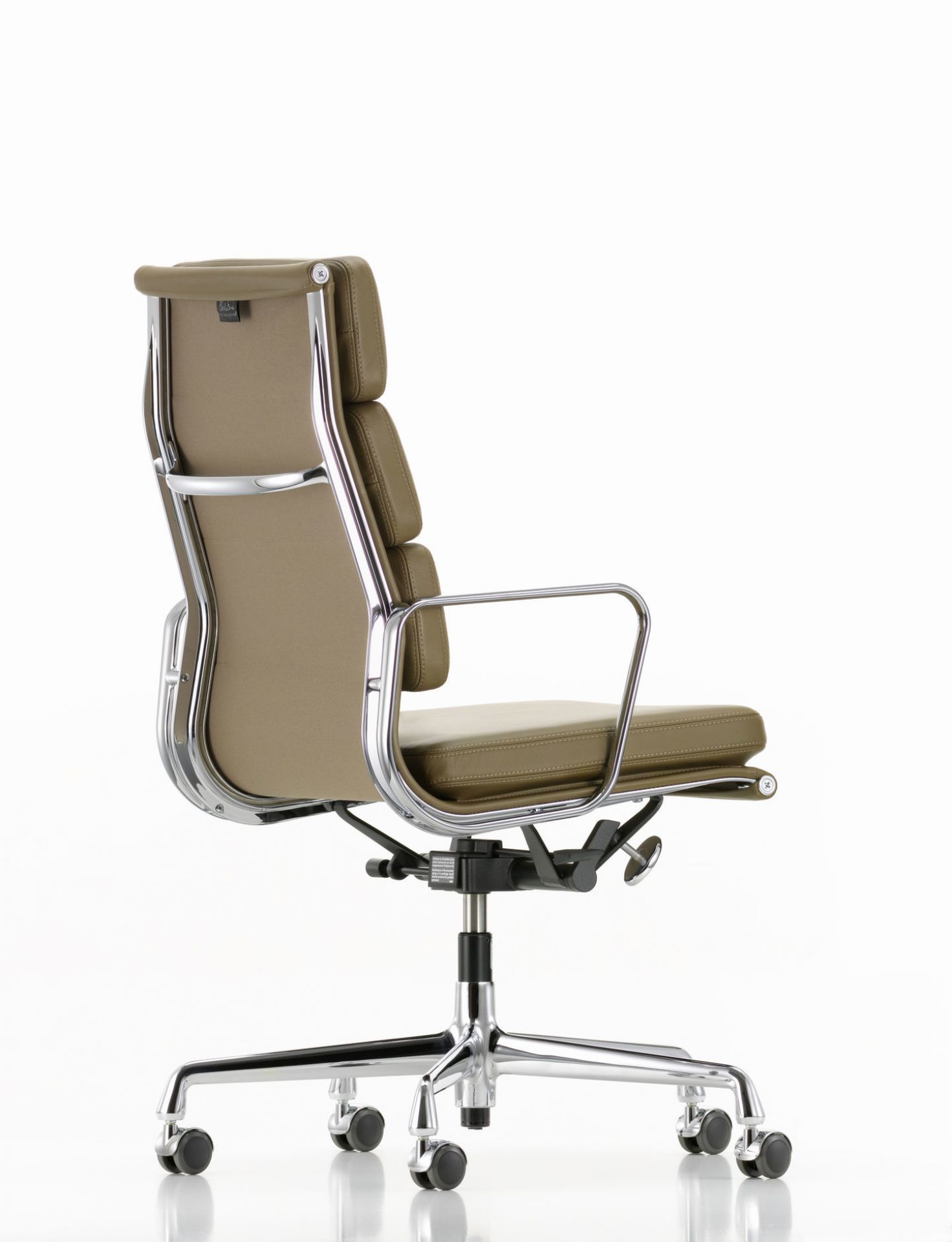 Soft Pad Chair EA219 / EA 219 Fauteuil en cuir Premium Noir Vitra DISPONIBLE