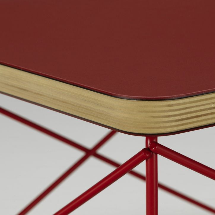 Occasional Table LTR Table d'appoint Linoléum Dark brick Vitra 