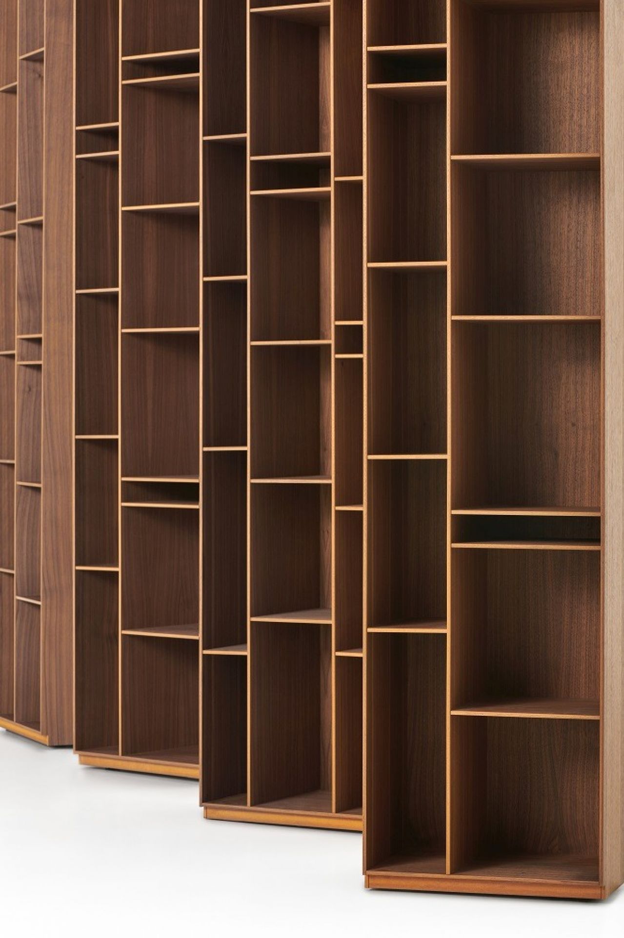 Random Wood Bookcase Bibliothèque 3C MDF Italia