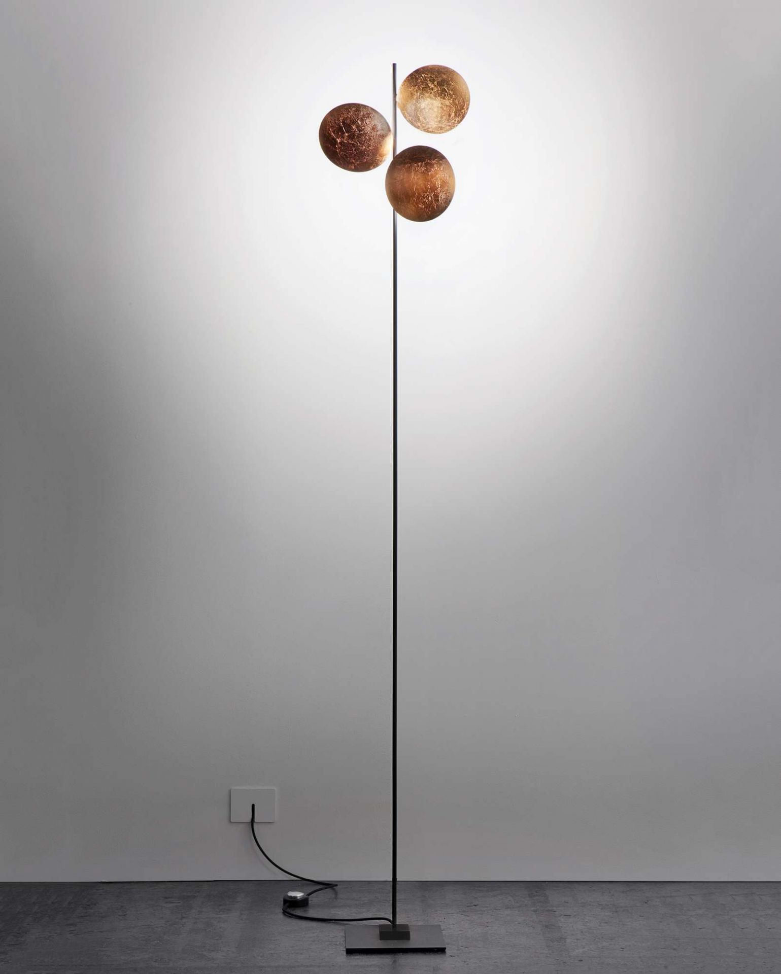 Lederarm F3 lampe à pied Catellani & Smith