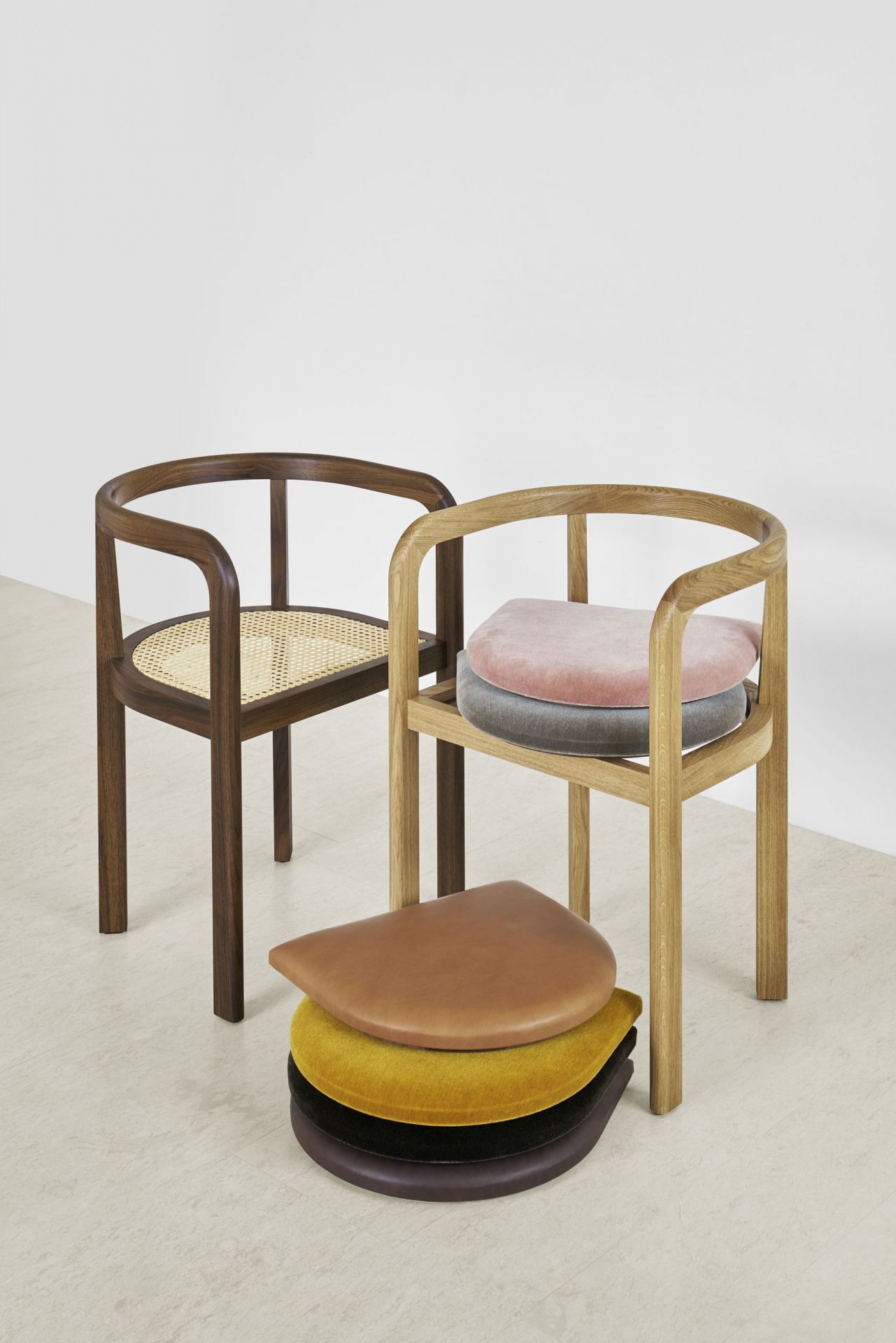 RH01 Stuttgart Chaise e15