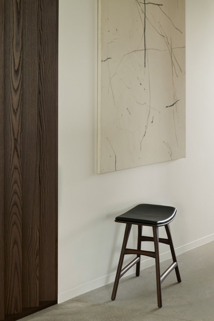 Osso Stool Tabouret avec assise rembourrée Cuir Noir Ethnicraft