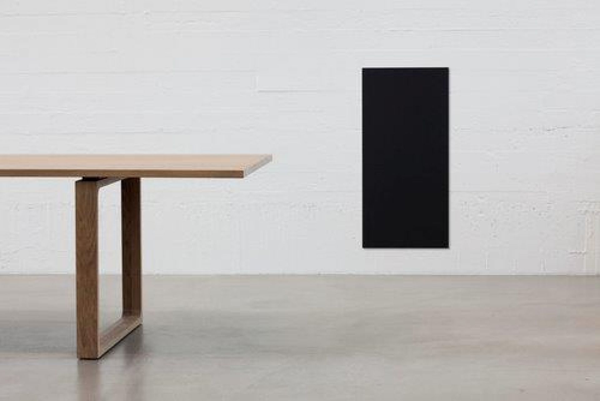 Essay Table Fritz Hansen QUICK SHIP