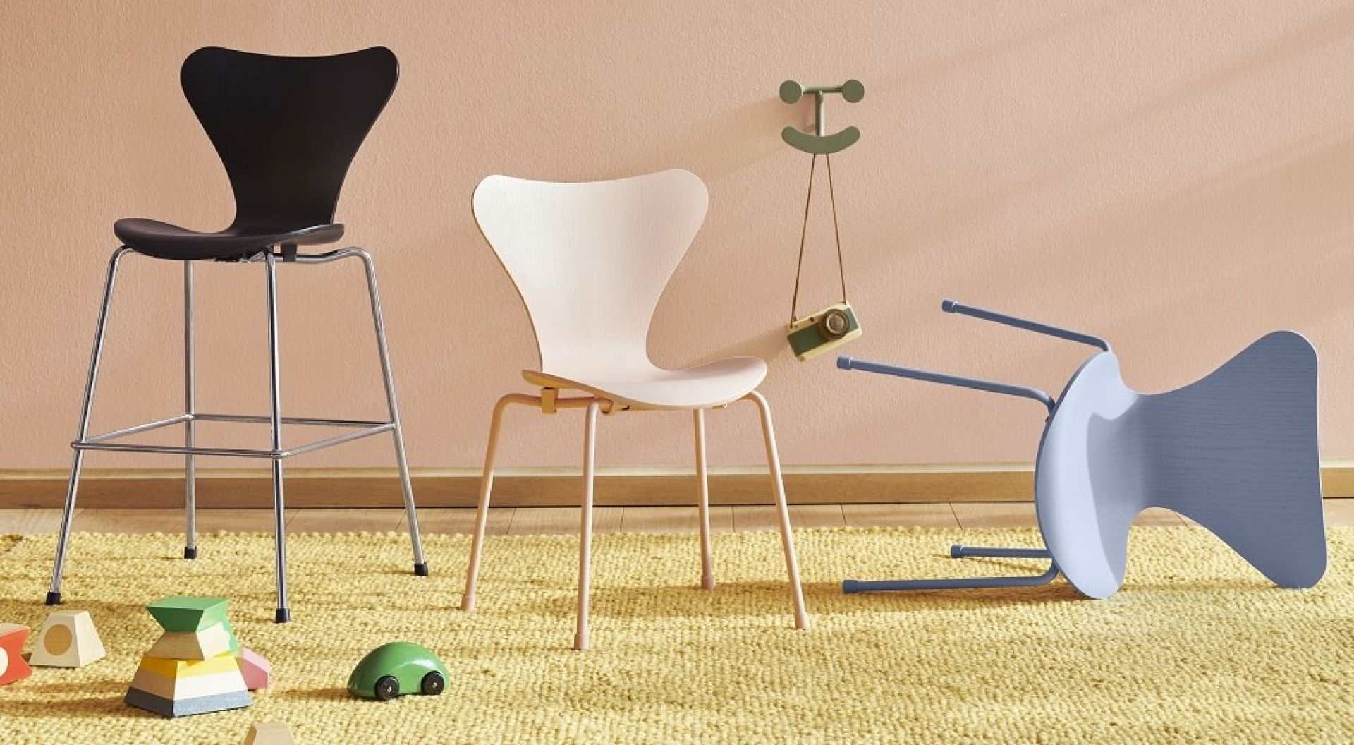 Series 7 Junior Chair Chaise haute pour enfants Fritz Hansen